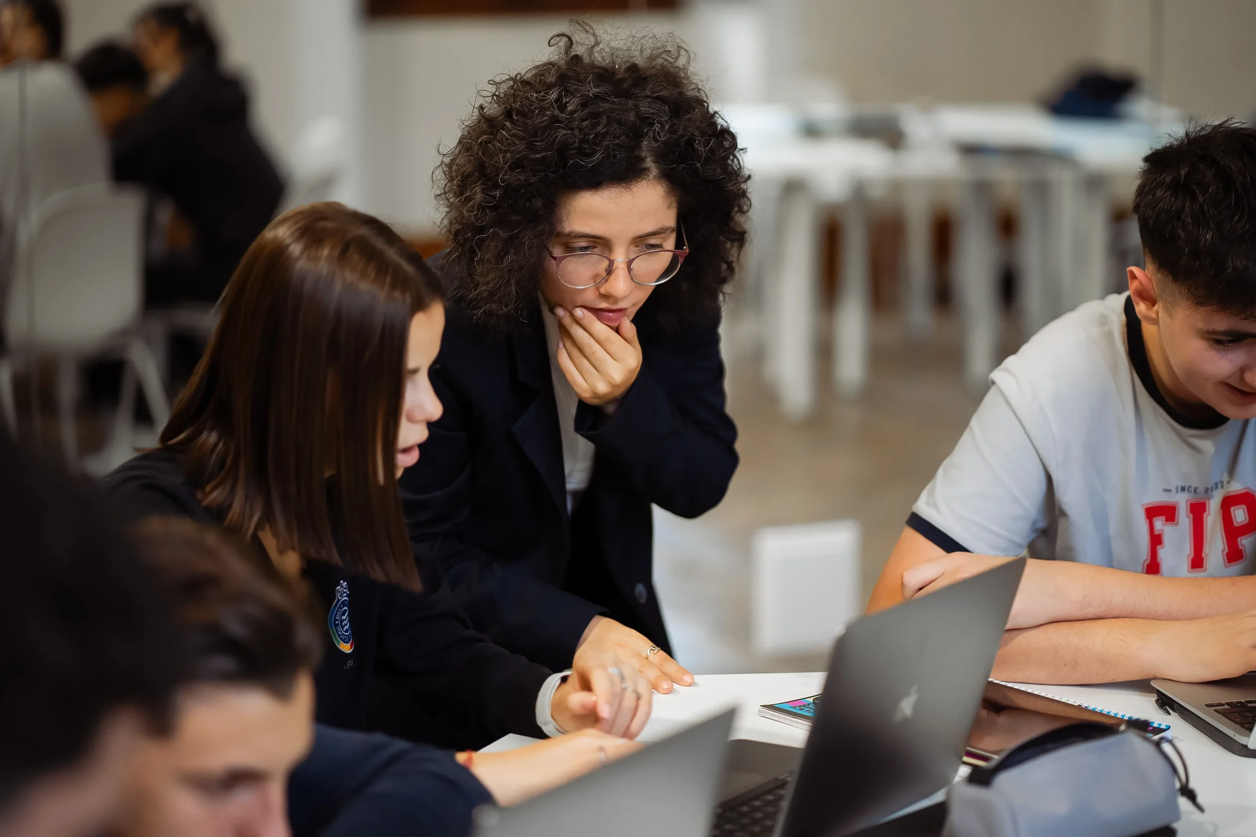 International High School students at EIS Versilia