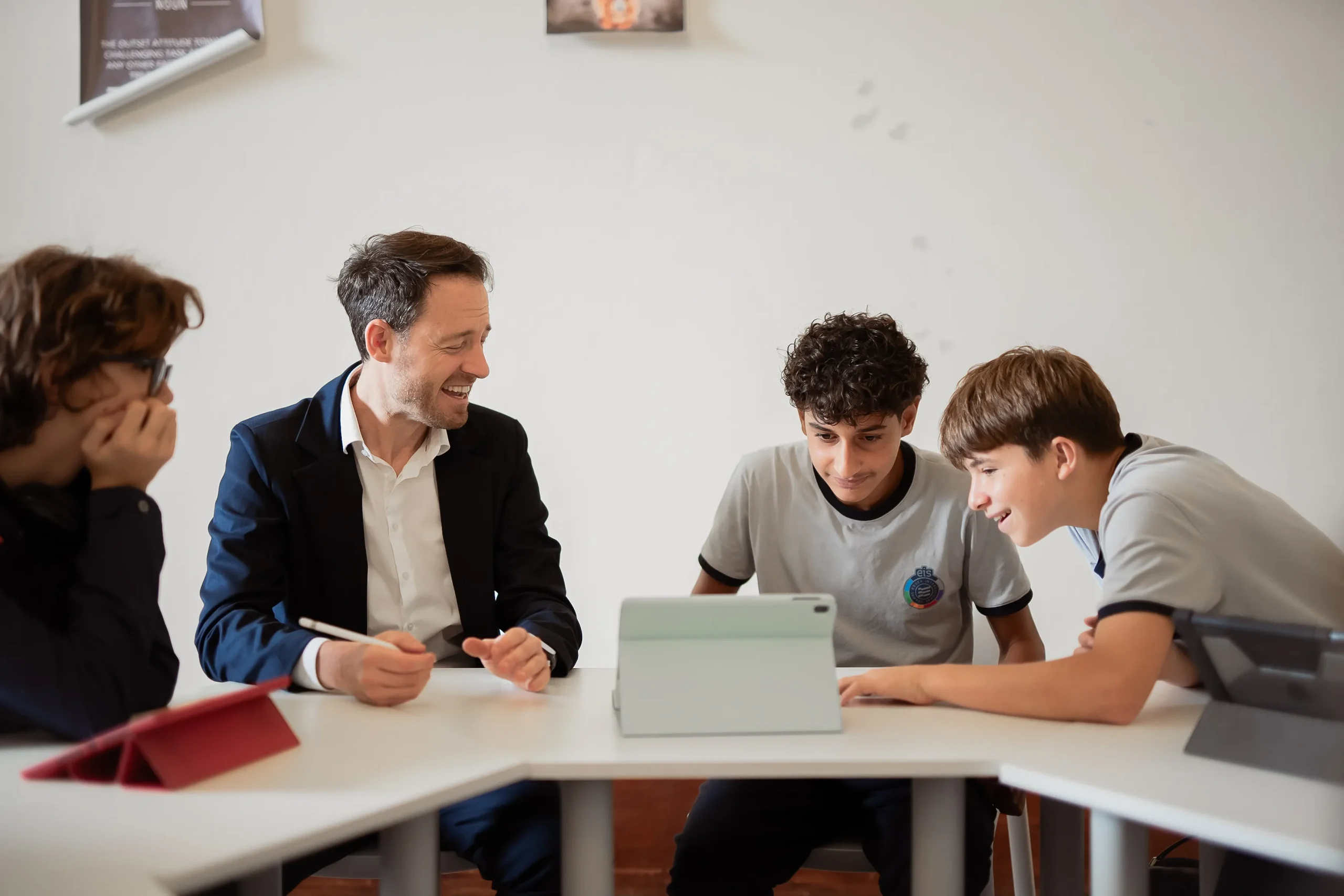 International High School students at EIS Versilia