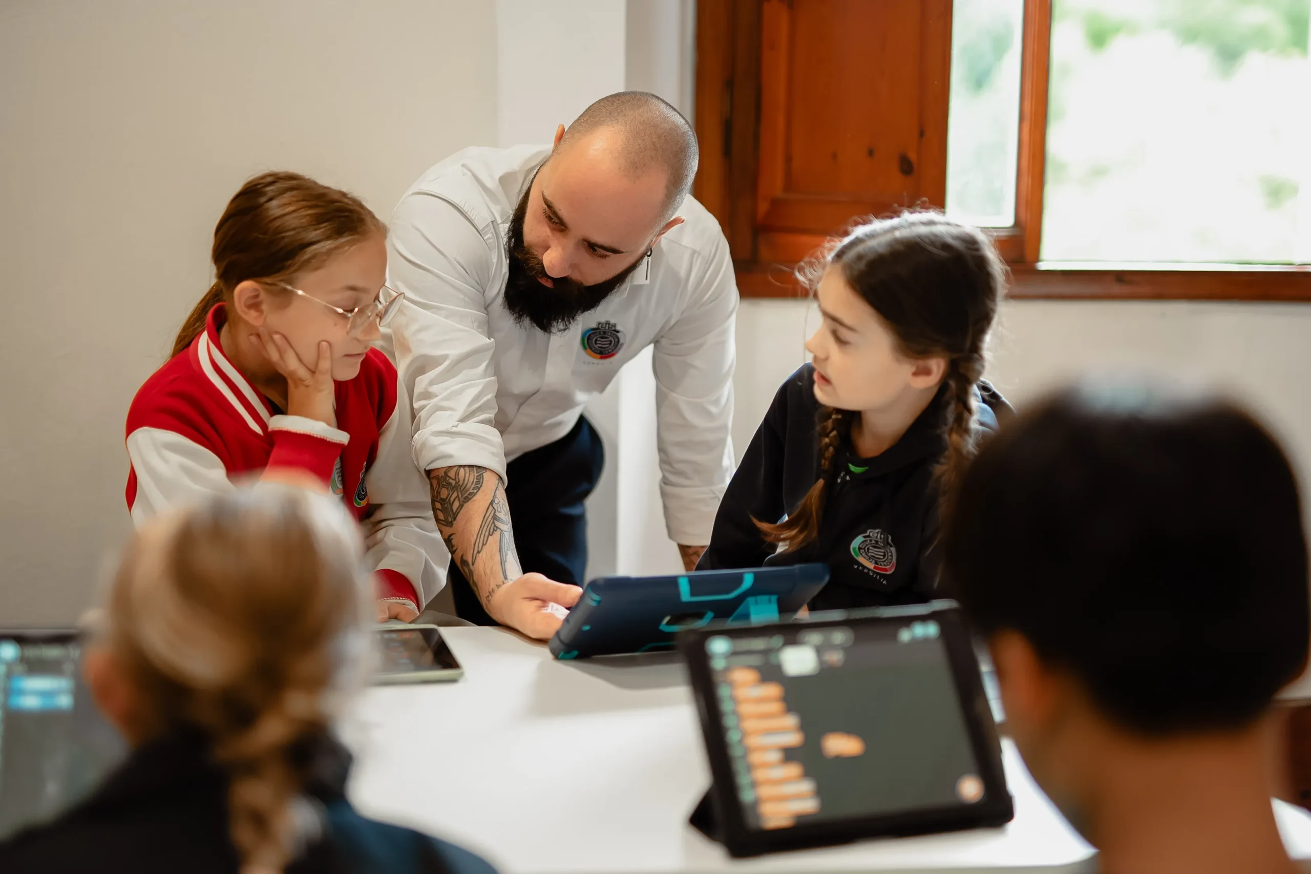 Lower secondary students at EIS Versilia